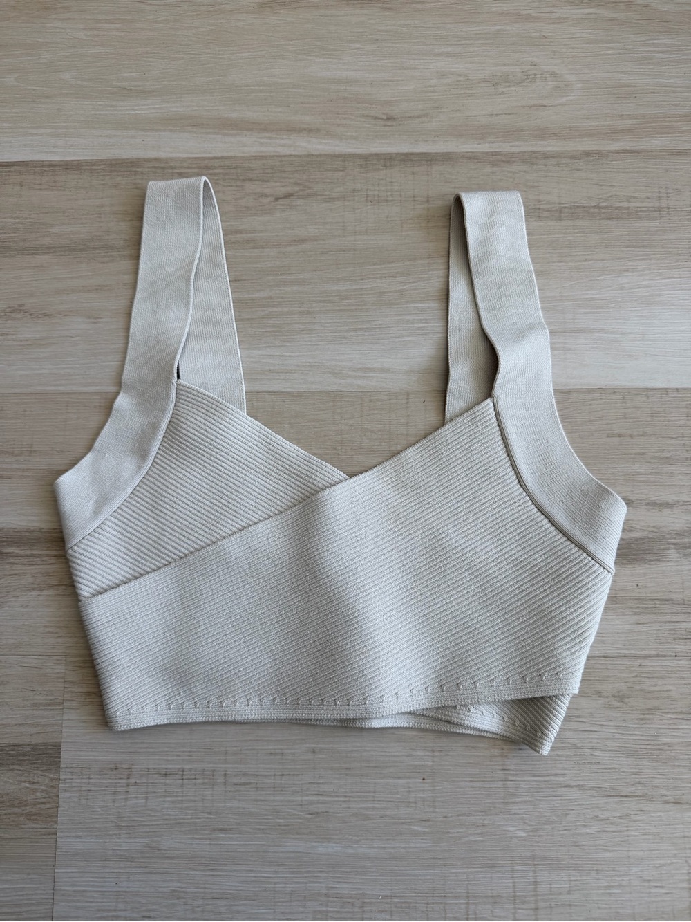 Aritzia Babaton Sculpt Knit Cream Ribbed Cross-Front Crop Tank
